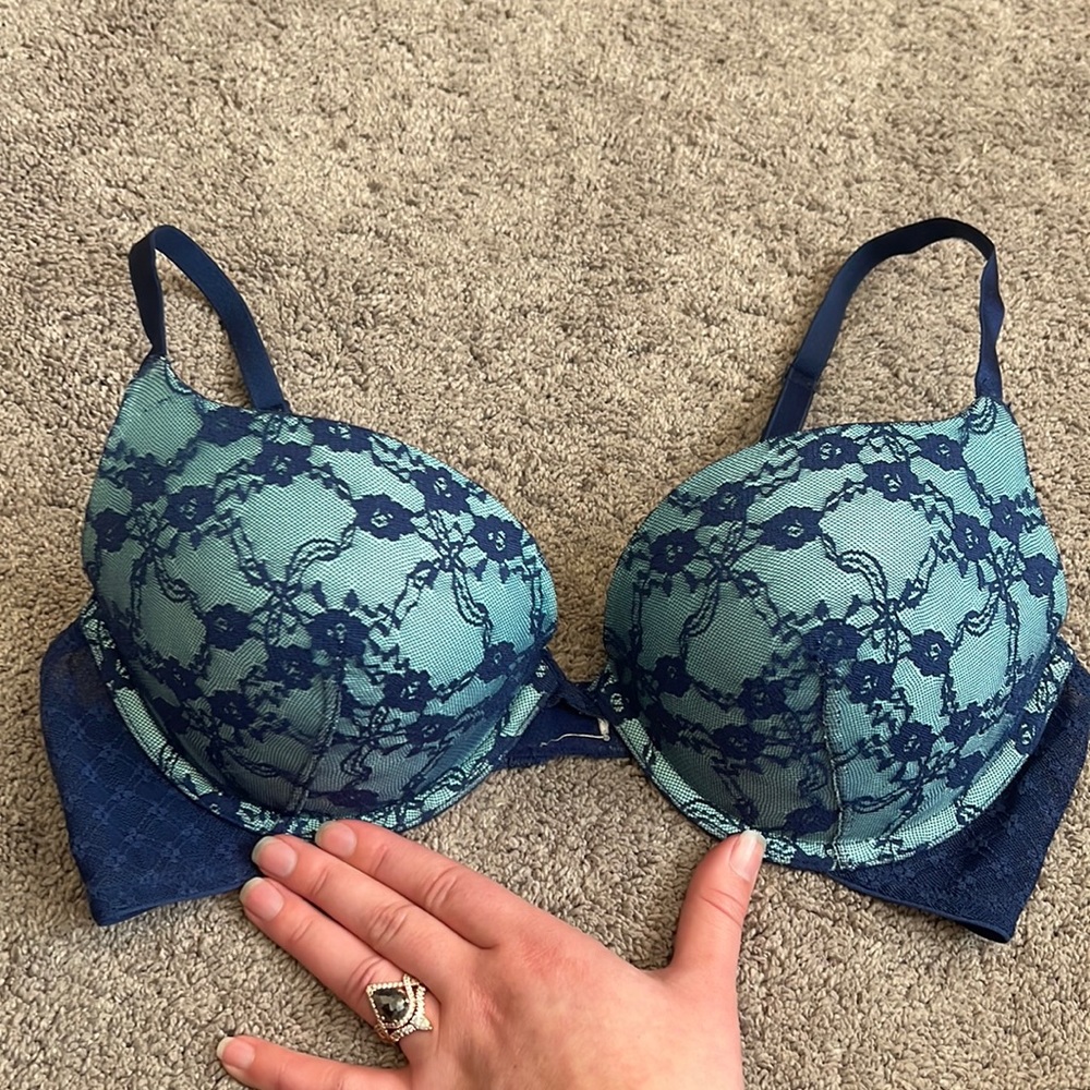 PINK • Victoria’s Secret • Blue Bra